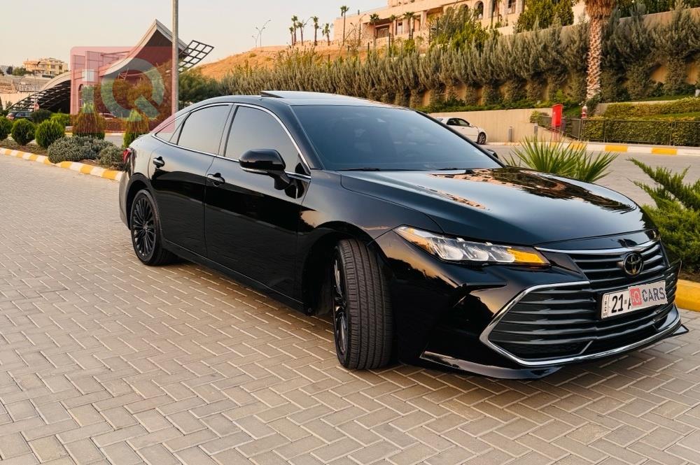 تويوتا أفالون